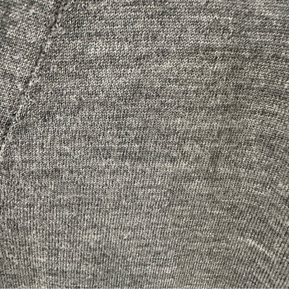 Burberry Brit Extra Fine Merino Wool V-Neck Sweater in Gray, Size XL - Picture 4 of 10